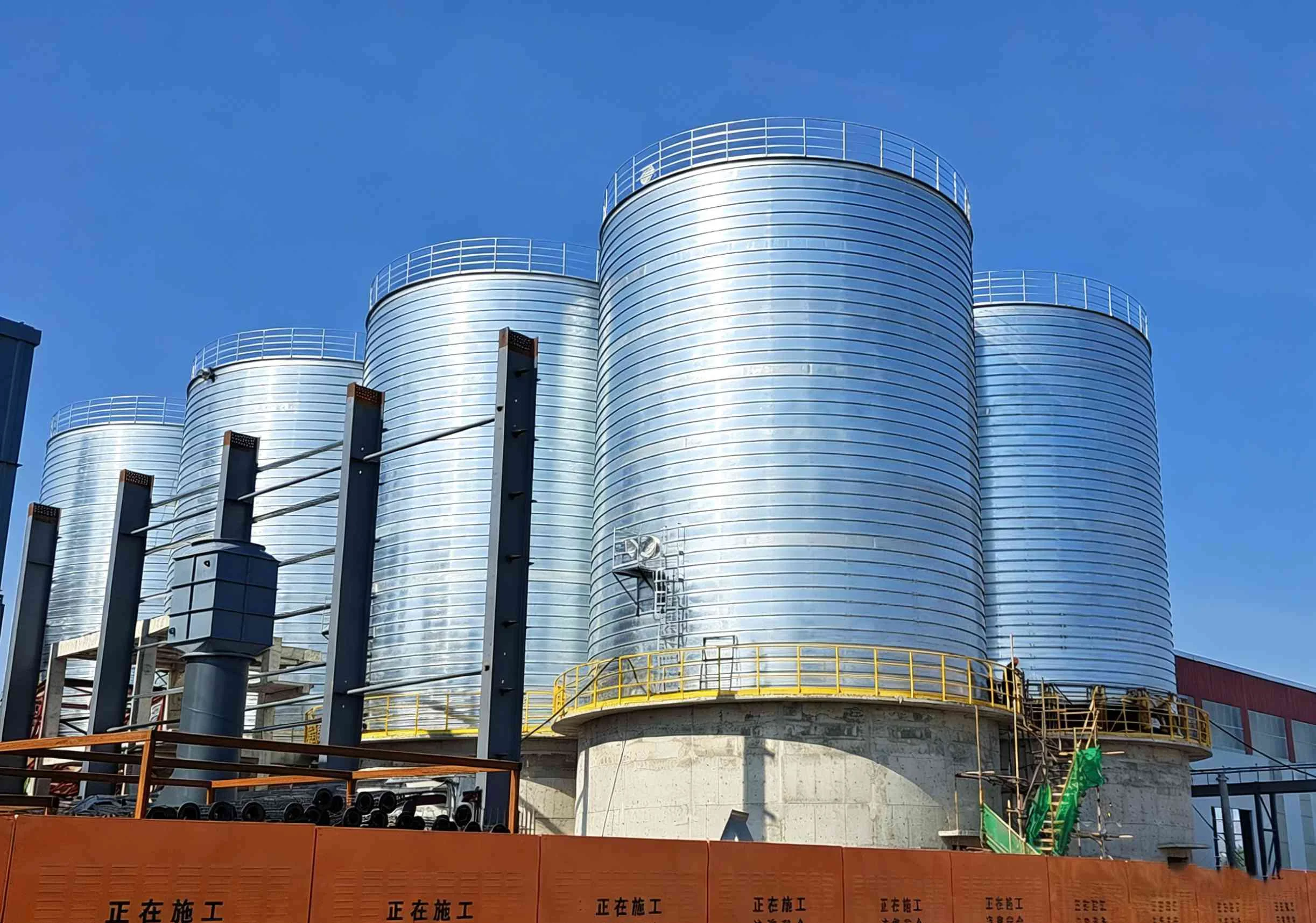 Concrete Silo Buyer's Guide: Key Selection Factors for Managers