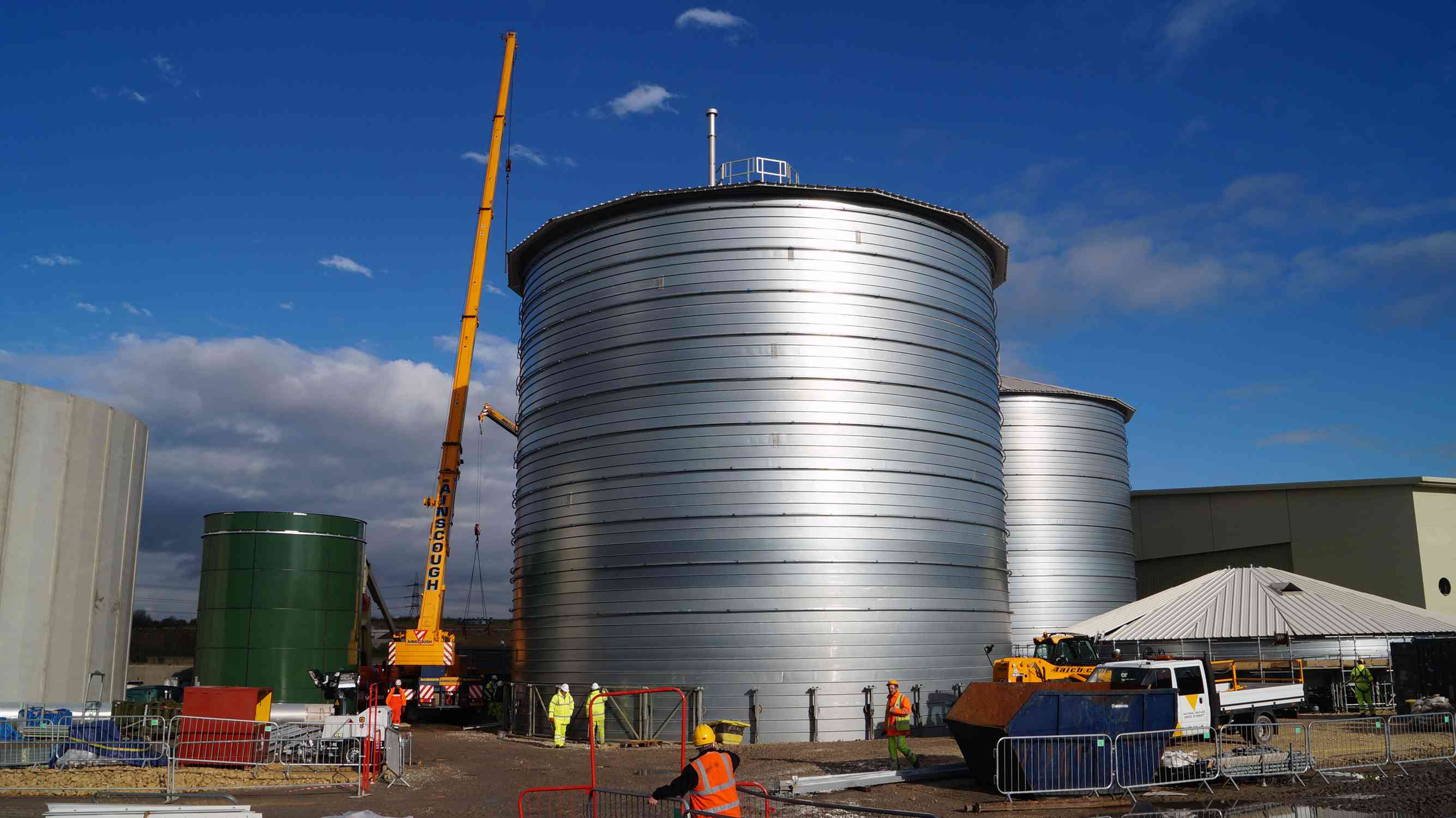 Concrete Silo Buyer's Guide: Key Selection Factors for Managers